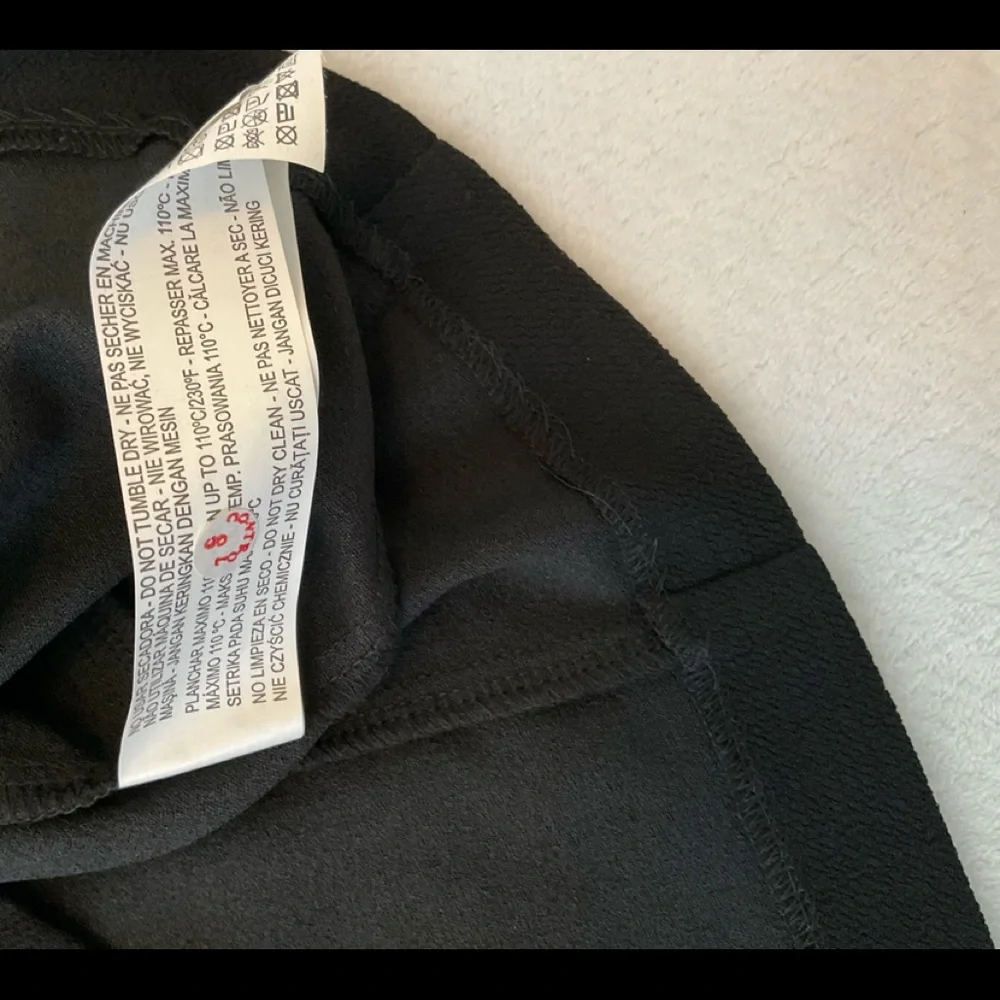 NWT Zara Black Crop Top with Gold Zipper detail - Picture 10 of 13